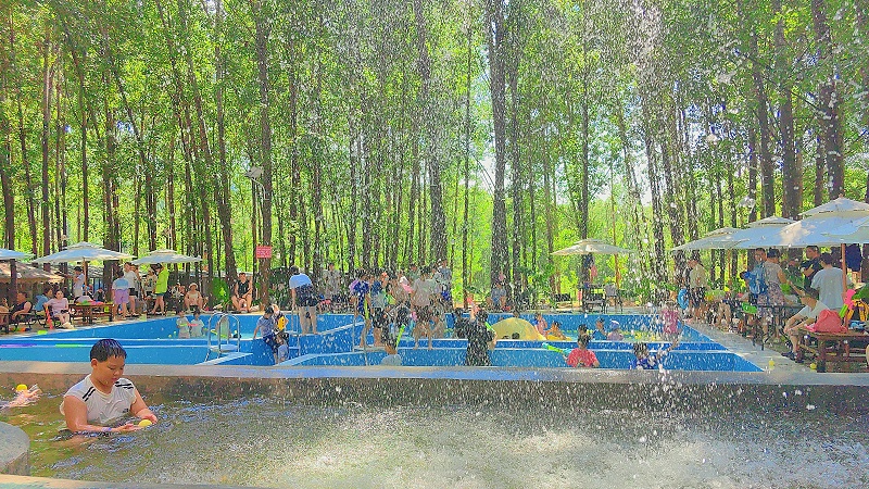 凝心聚力 携手同行| 百华鞋业2025年度员工团建旅游活动圆满收官！