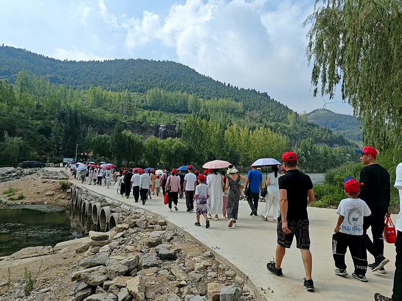 凝心聚力 携手同行| 百华鞋业2025年度员工团建旅游活动圆满收官！