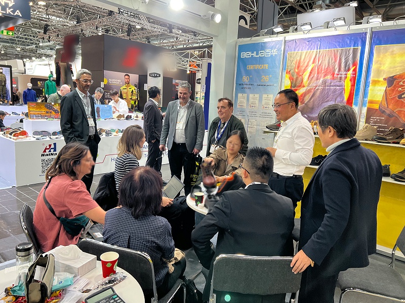 聚焦德国A+A：百华鞋业携新品，开启防护新体验！